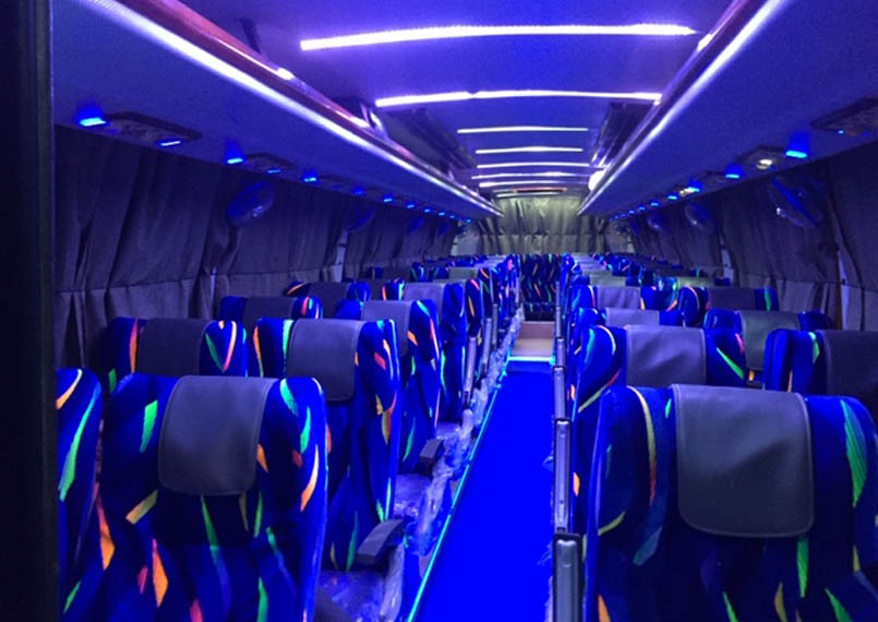 Luxury Bus 35 Seater 2