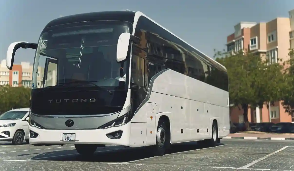 Luxury Bus 50 Seater 2