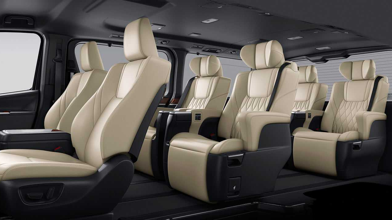 Toyota Alphard 1