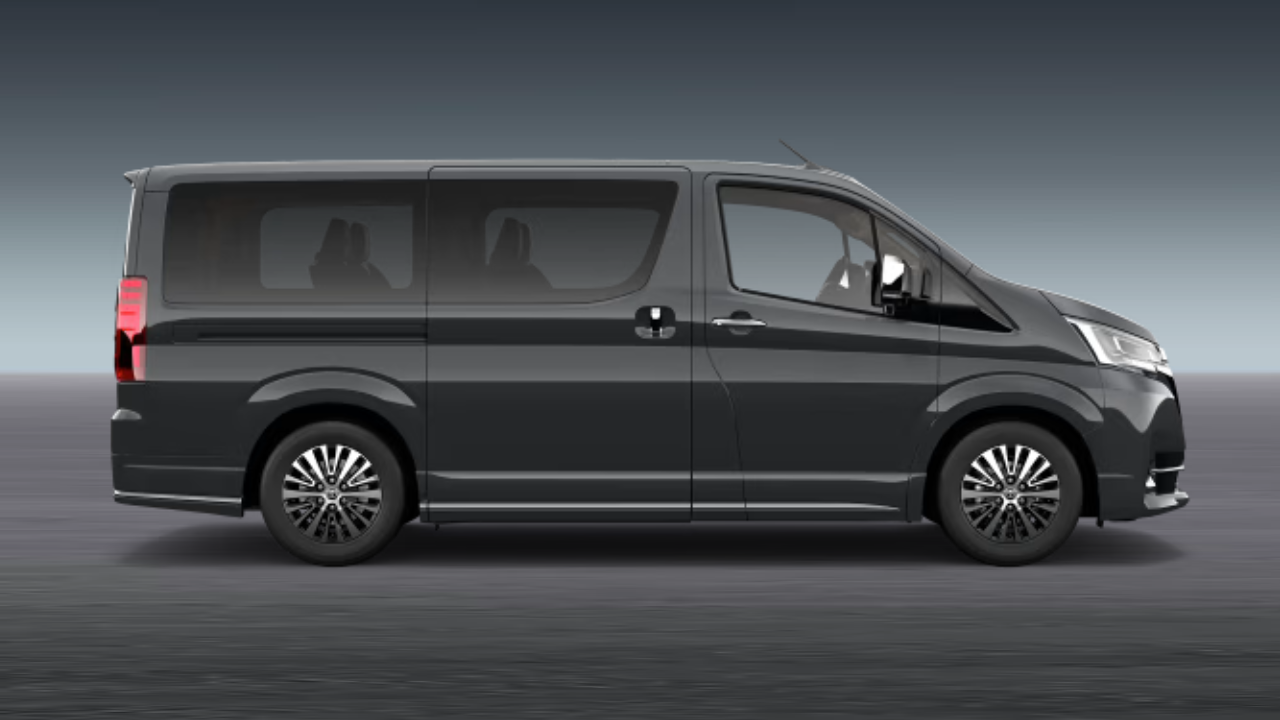 Toyota Alphard 3